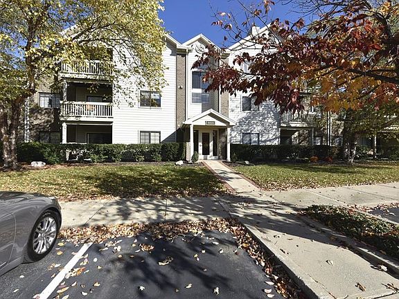 2nd image of 8820 Yardley Ct APT 310