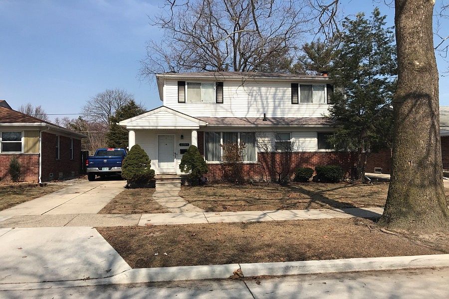 1st image of 22515 Edgewood St