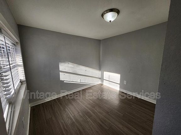 5th image of 4611 N Hubert Ave #5
