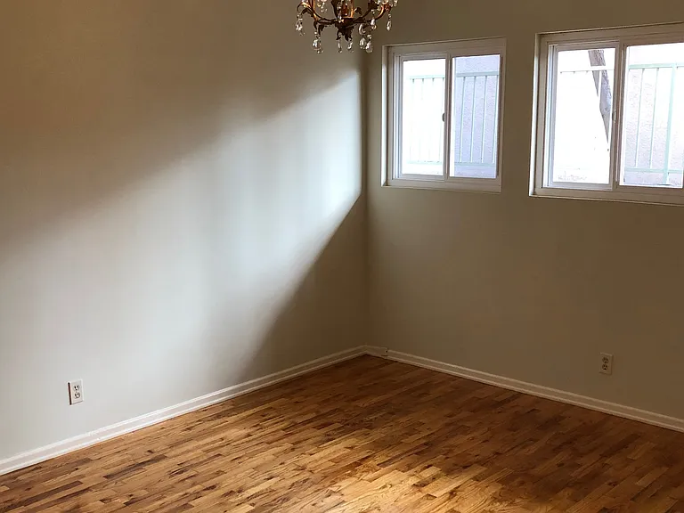 4346 Mammoth Ave #2 — Photo 9