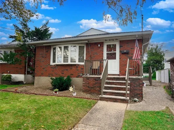 171 Cannon Blvd, Staten Island, NY 10306