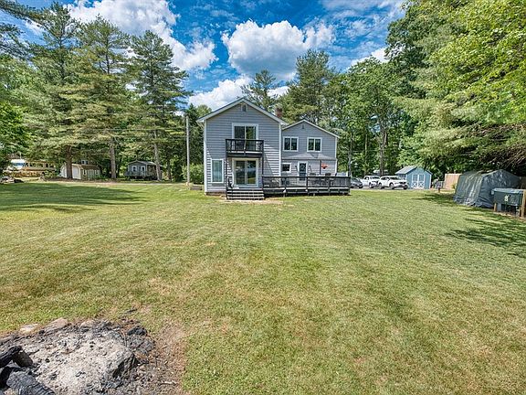 4th image of 15 Lake View Dr