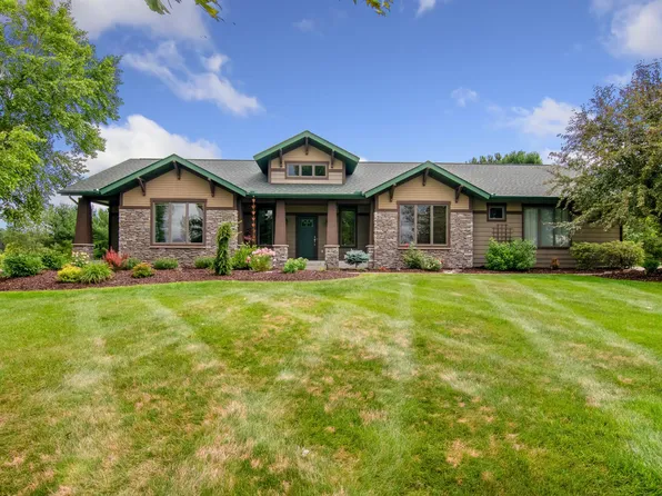 1963 62nd St, Somerset, WI 54025