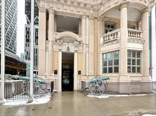 426 University Ave #2206, Toronto, ON