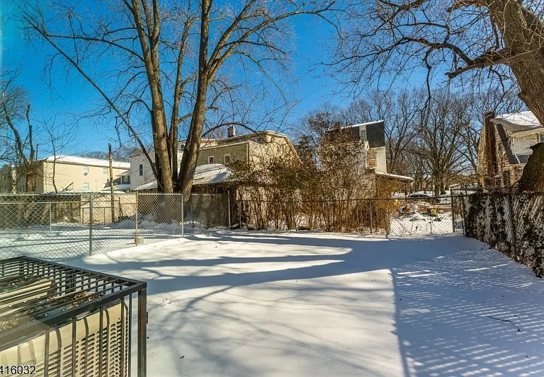 106 Columbia Ave — Photo 13