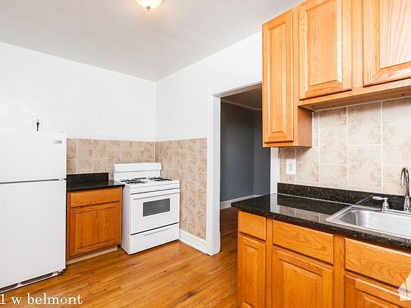 2nd image of 4101 W Belmont Ave #1318