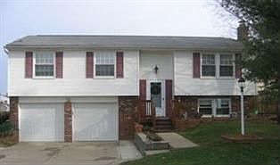 1st image of 950 Acorn Cir