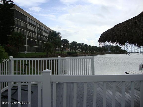 2nd image of 390 W Cocoa Beach Cswy #325