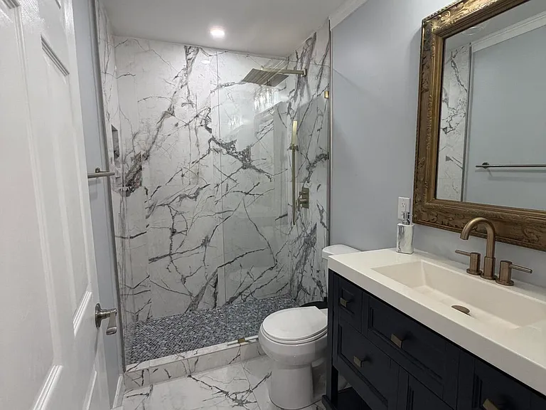 533 E Dartmoor Ct — Photo 19