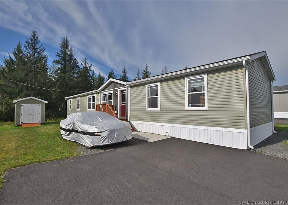 1st image of 21 Luanne Dr