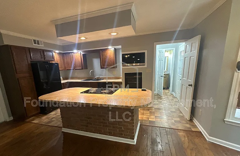 8559 Chippingham Dr — Photo 5