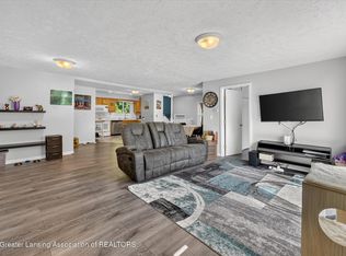 1820 Guenther Ave, Lansing, MI 48917