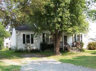 2404 Agra Dr, Henrico, VA 23228