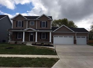 919 Arrow Dr, Troy, OH 45373