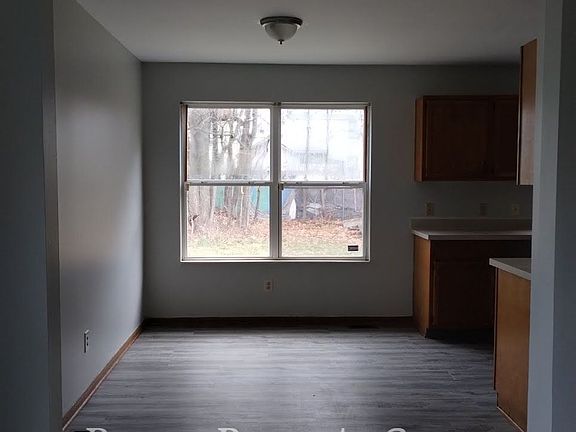 3rd image of 227 S Truesdale Ave