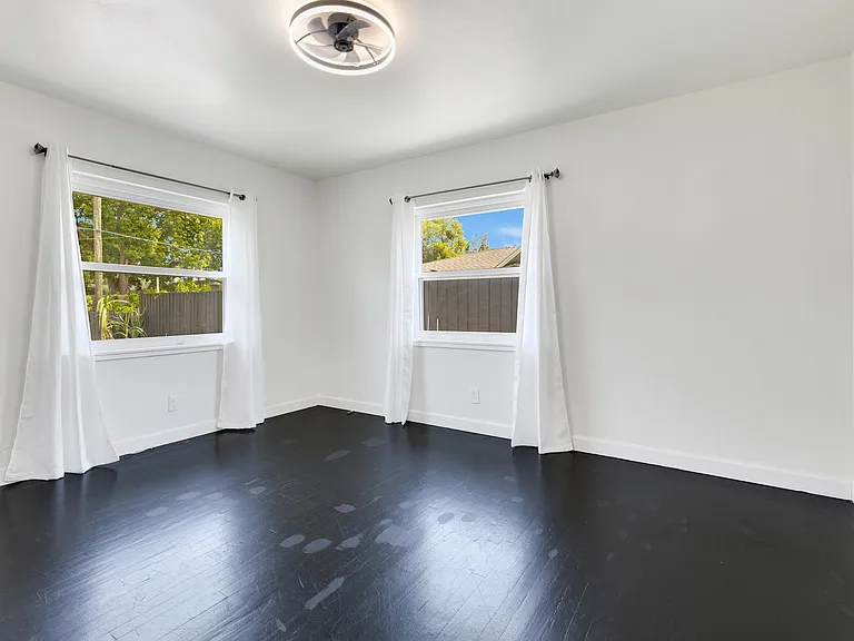 344 Starling Rd — Photo 26