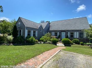 12 Pine Grove Ln, Nantucket, MA 02554