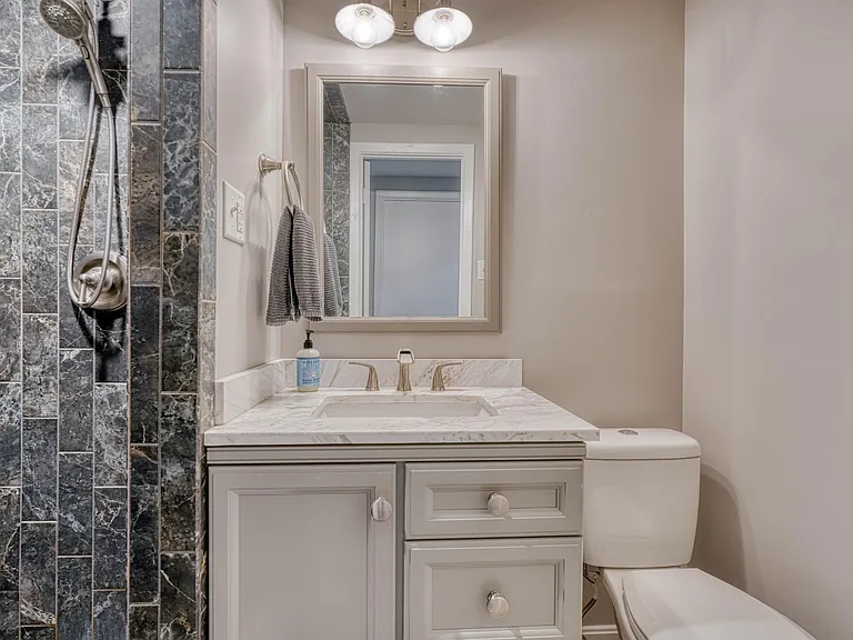 18 Collis Ct — Photo 26