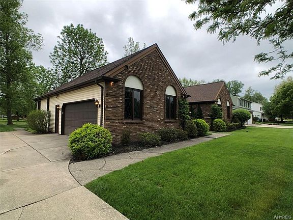 4th image of 8335 W Point Dr