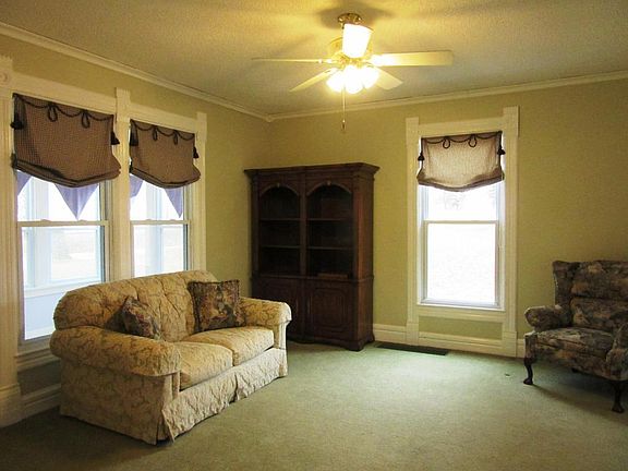 2nd image of 2904 West St #11-1/1
