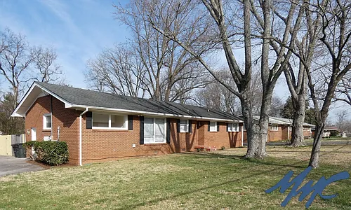 822 Kirkwood Ave Photo 1