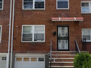 2154 Clintonville St, Whitestone, NY 11357