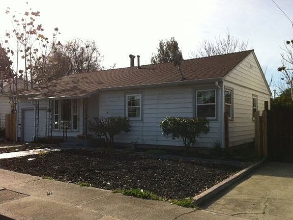 2nd image of 1936 Birch Ave