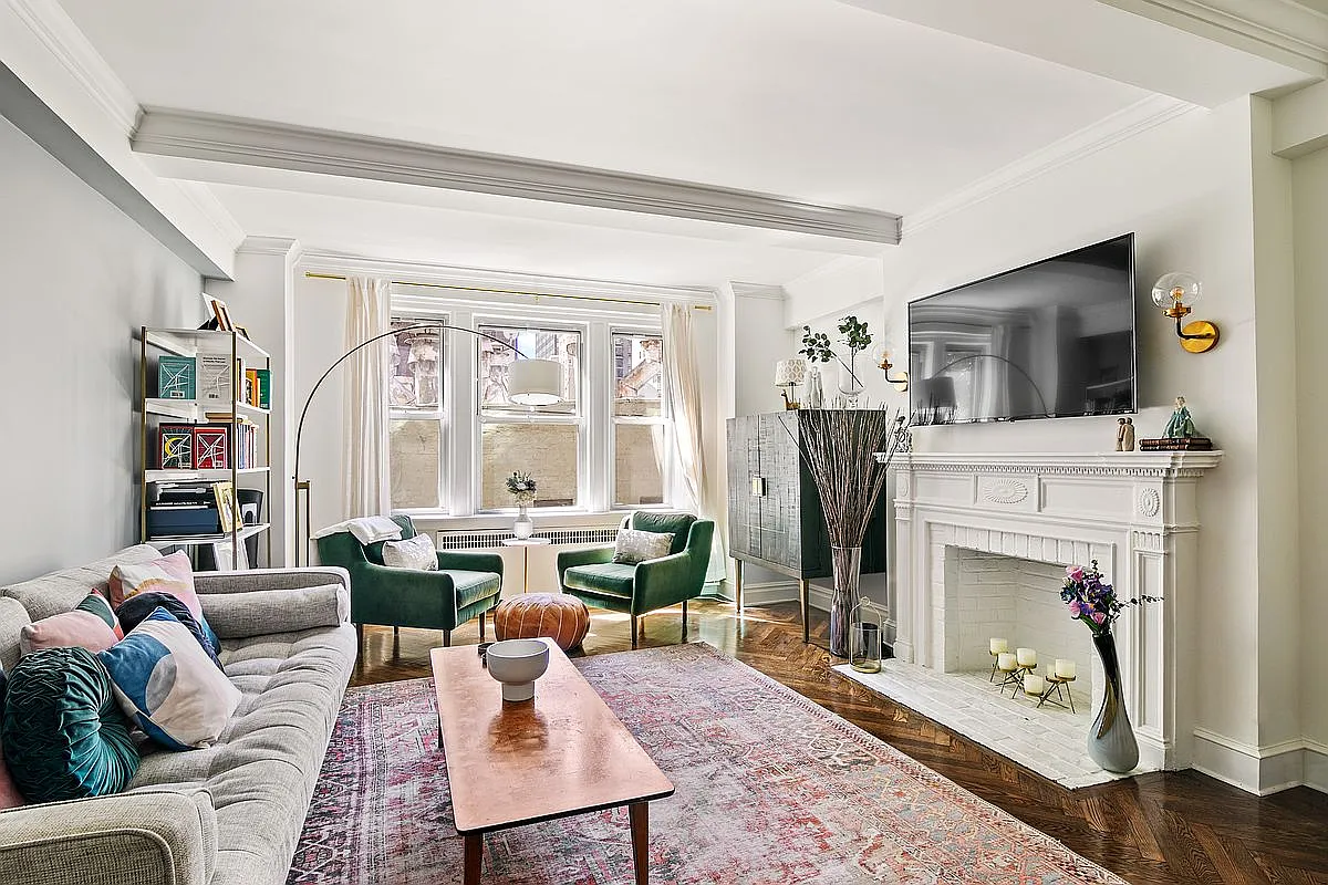 400 E 59th St APT 5A photo 1