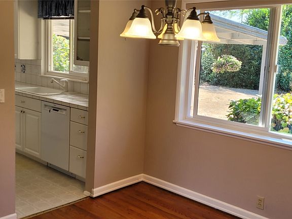 5th image of 1803 126th Avenue SE