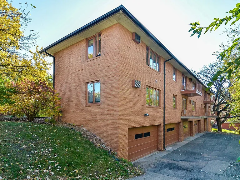 4401 Valley View Rd — Photo 13