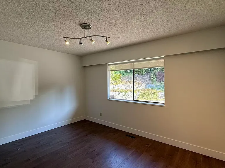 1445 Chartwell Dr #MAIN HOUSE — Photo 20