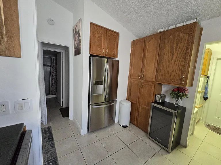 1530 Royal Forest Ct — Photo 14