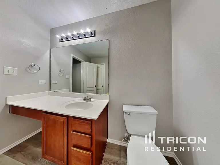10611 Terrace Gln — Photo 13