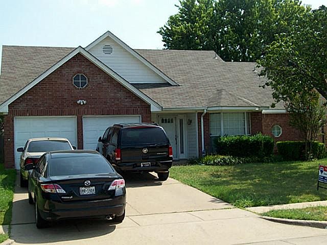 1st image of 2815 Harvard Dr