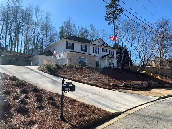 5832 Bay View Dr, Buford, GA 30518
