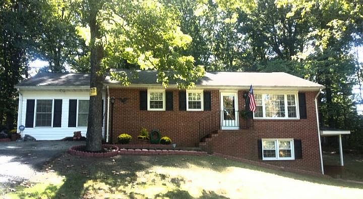 1st image of 217 Sanford Dr