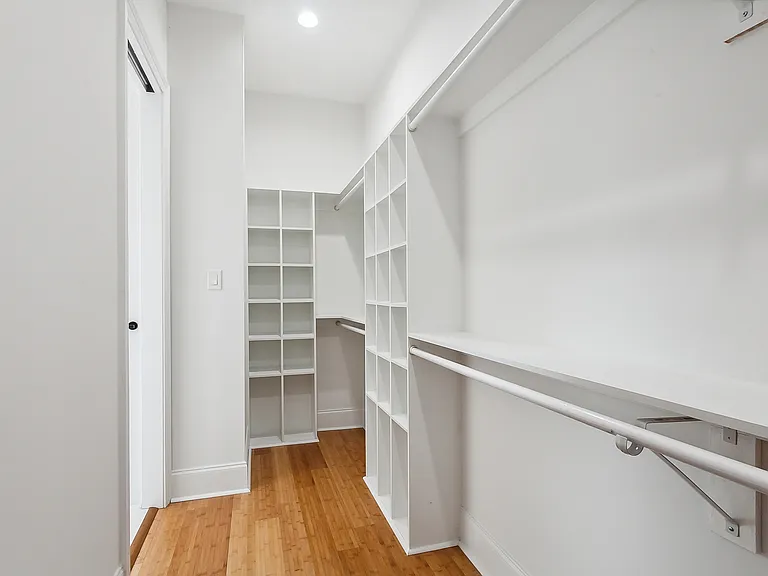 2129 Angela Ave — Photo 18