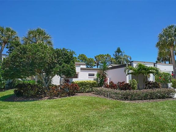 3rd image of 3125 Heatherwood Ln