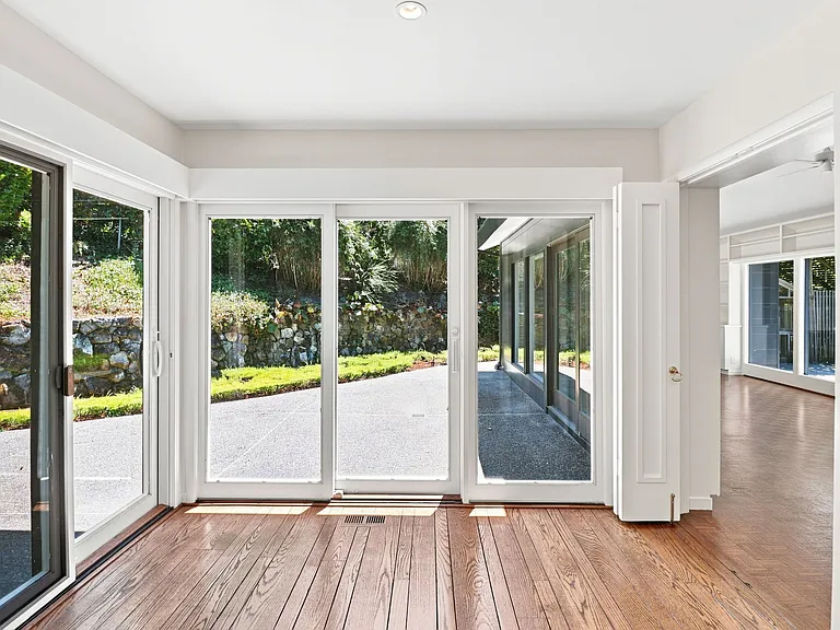 820 Eucalyptus Ave — Photo 44