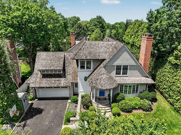 7 Hearthstone Dr, Riverside, CT 06878
