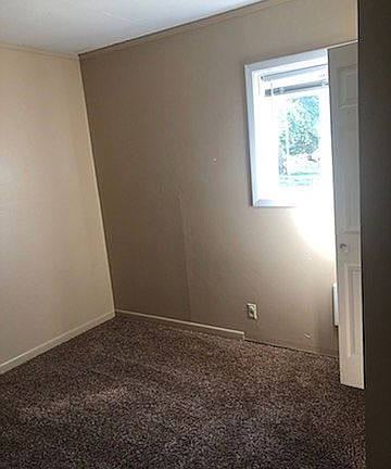 5th image of 2575 Bowman Rd