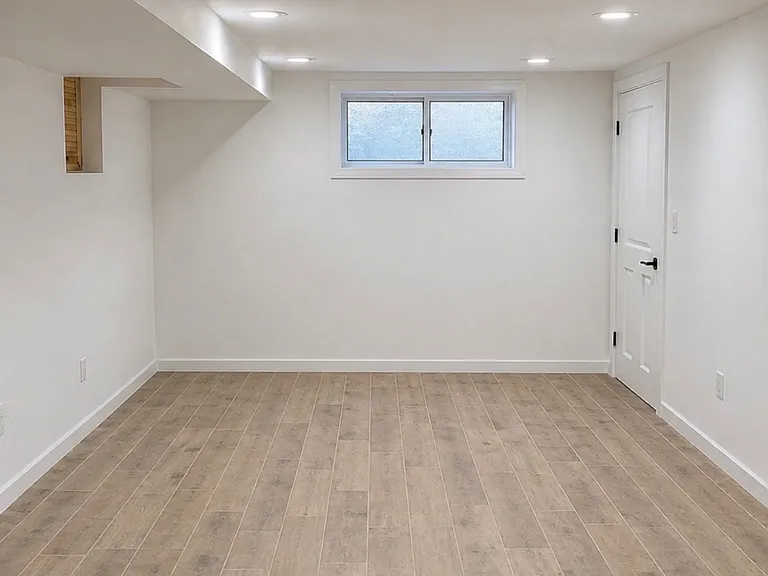 127 Main St #1 — Photo 10