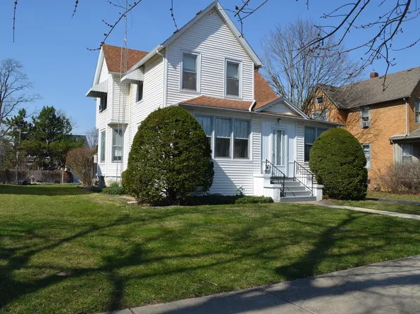 357 N Prairie Ave, Joliet, IL 60435