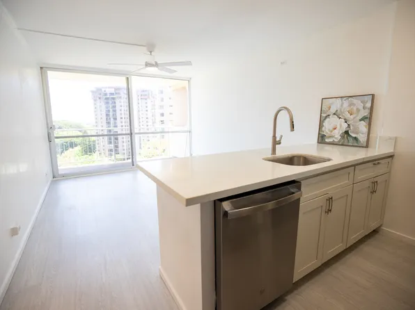 98-450 Koauka Loop APT 608, Aiea, HI 96701
