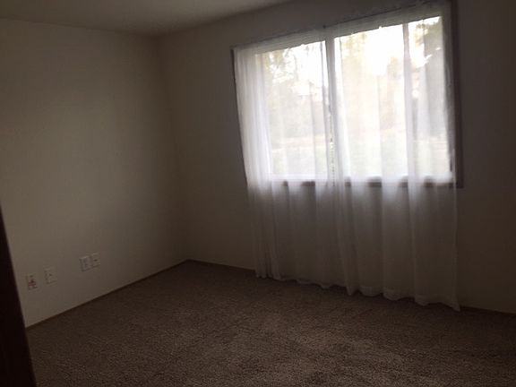 4th image of 5040 S 58th St APT D
