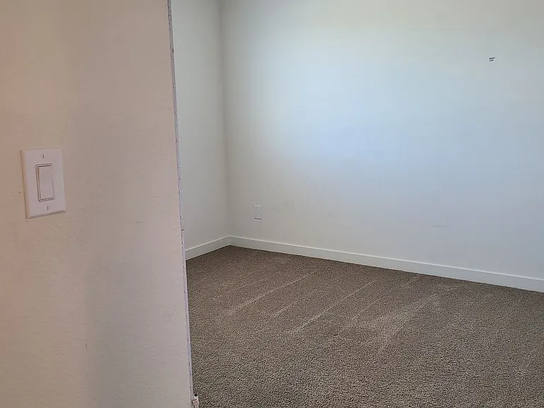 8833 Portia Dr — Photo 17
