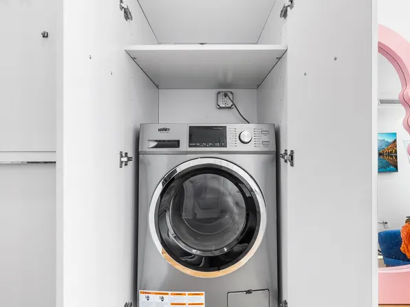 473 Bainbridge Street image 12 of 16