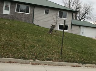 400 NE 7th St, Leon, IA 50144