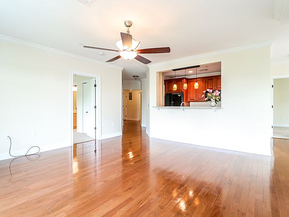 332 Still Water Circle