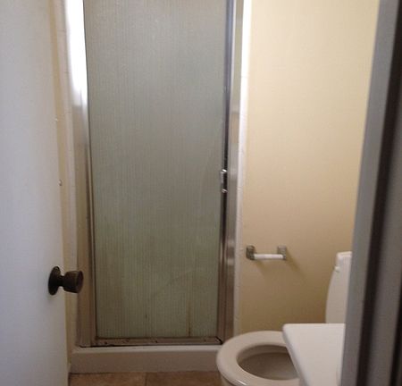 4th image of 17109 Blackhawk Blvd